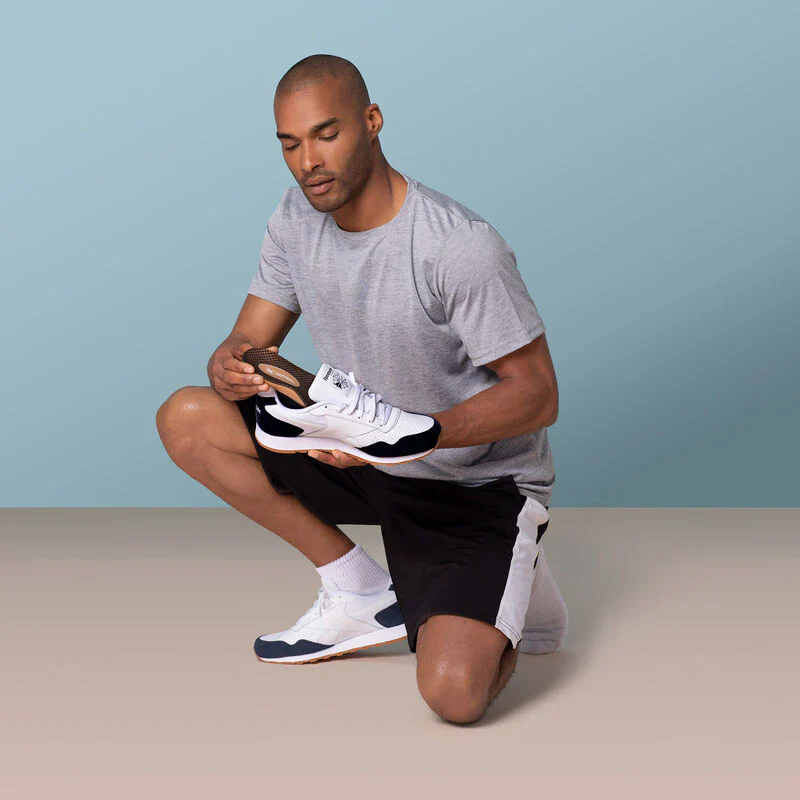 Aetrex Men's Compete Medium/High Arch Orthotic for Athletic Shoes - Image 7