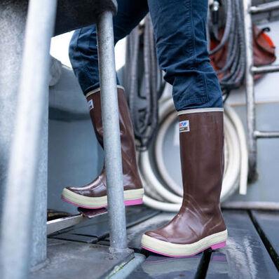Women's Fireweed 15" Legacy Boot - Image 2
